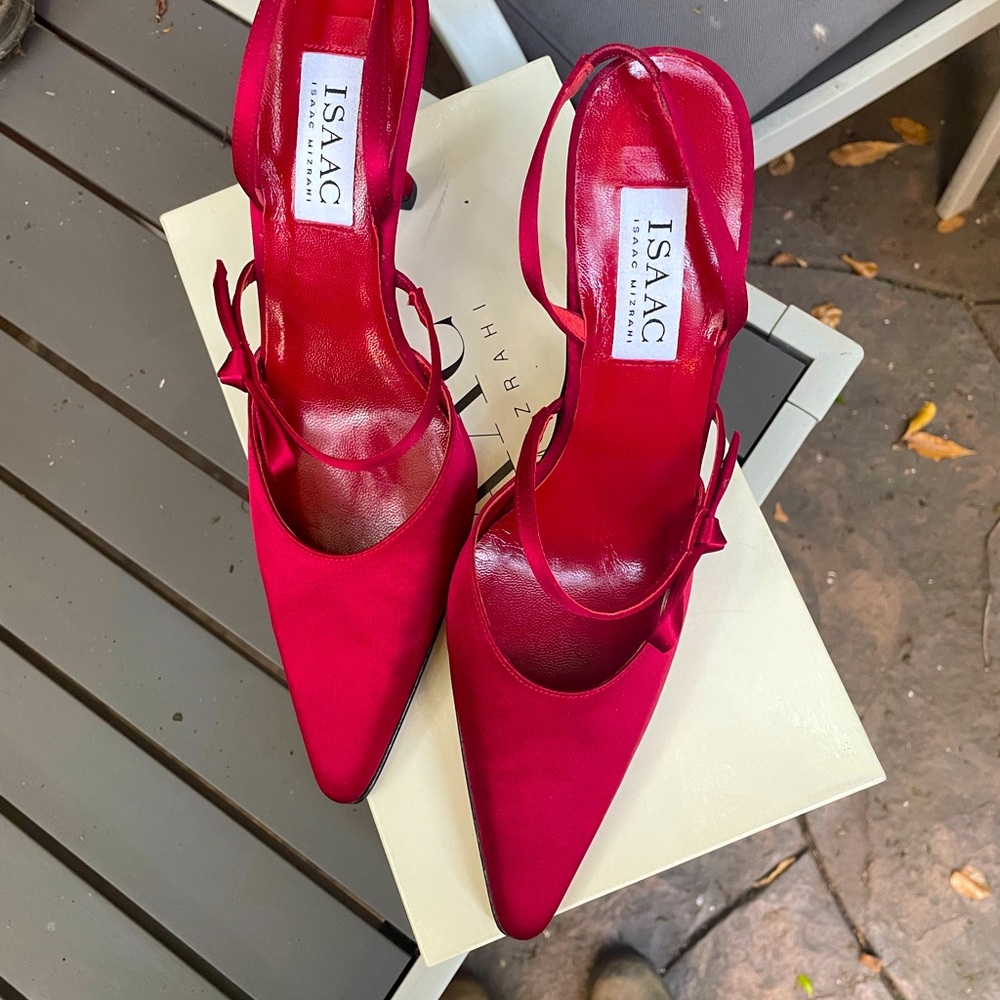 Isaac Mizrahi Red Satin Heels
